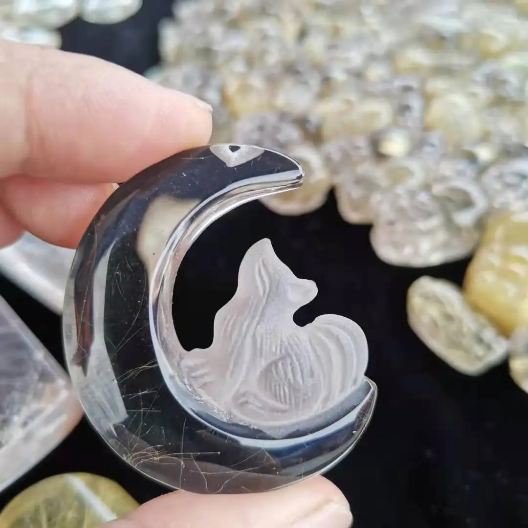Natural quartz crystal Fox Rutilated quartz crystal moon with Fox Statue for pendant
Natural quartz crystal Fox Rutilated quartz crystal moon with Fox Statue for pendant