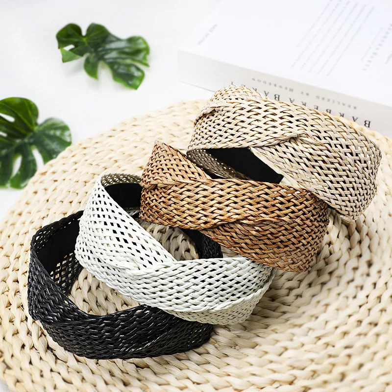 New Fashion Weaving Women Hair Bands Fashion Hollow Cross Wide Headbands For Women Girls Elegant Women Hair Accessories
New Fashion Weaving Women Hair Bands Fashion Hollow Cross Wide Headbands For Women Girls Elegant Women Hair Accessories
