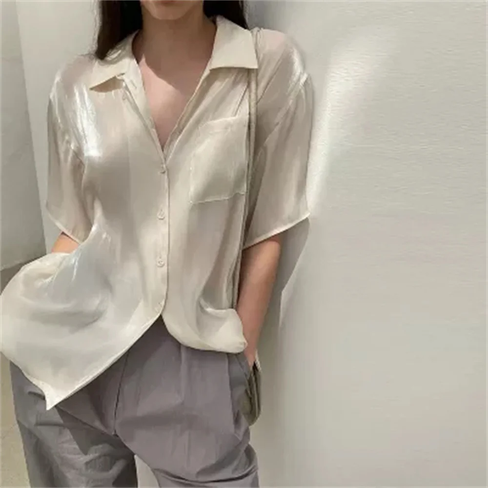HziriP 2021 Luster Vintage Hong Kong Style Summer Minimalist New OL Women Casual Office Lady Streetwear Fashion Loose Blouses
HziriP 2021 Luster Vintage Hong Kong Style Summer Minimalist New OL Women Casual Office Lady Streetwear Fashion Loose Blouses