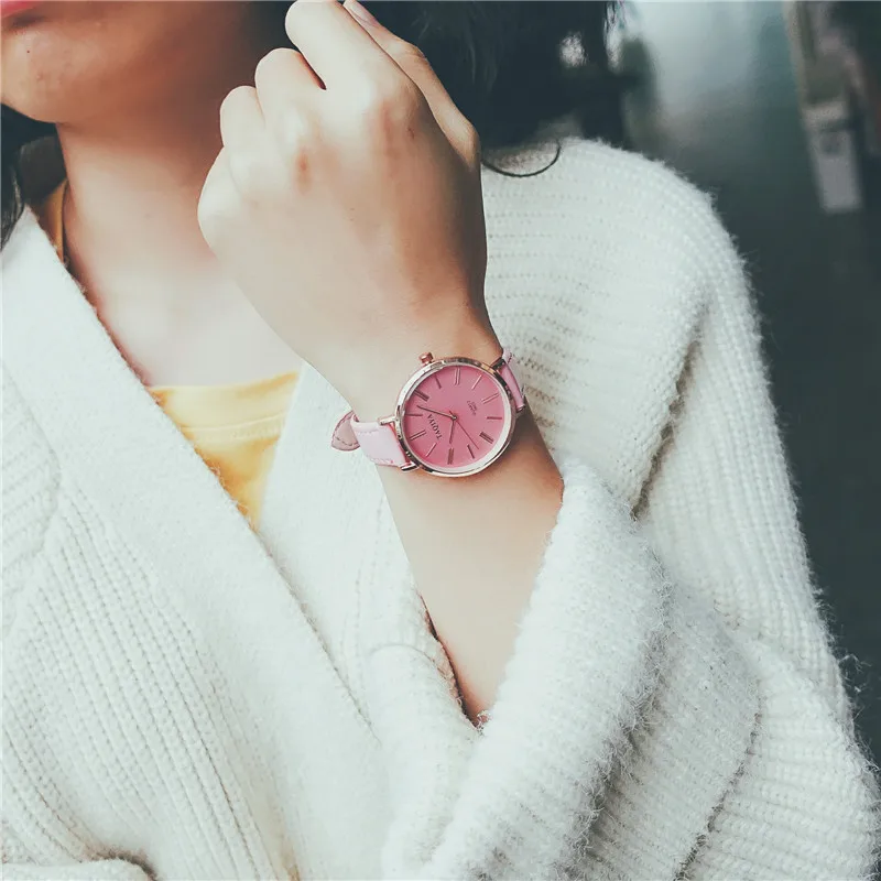 Luxury top brand women watches simple stylish white watch fashion casual ladies leatehr wristwatches female clock montre femme
Luxury top brand women watches simple stylish white watch fashion casual ladies leatehr wristwatches female clock montre femme