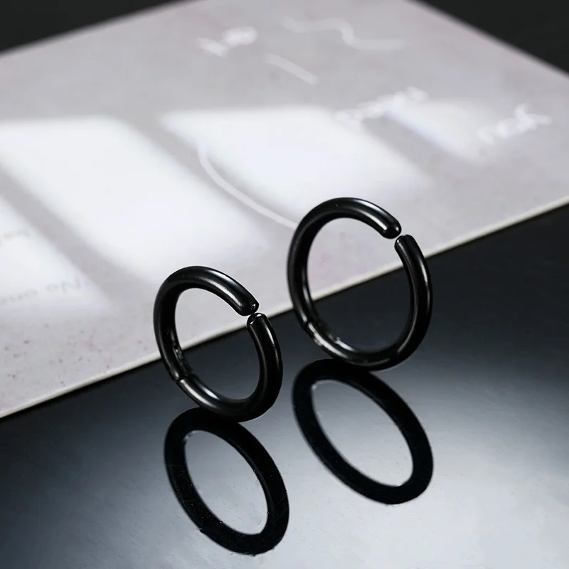 Men's Non-hole Ear Clip Ins Student New Fashion Earrings Stainless Steel Ear Buckle A Pair of Clip-on Earrings
Men's Non-hole Ear Clip Ins Student New Fashion Earrings Stainless Steel Ear Buckle A Pair of Clip-on Earrings