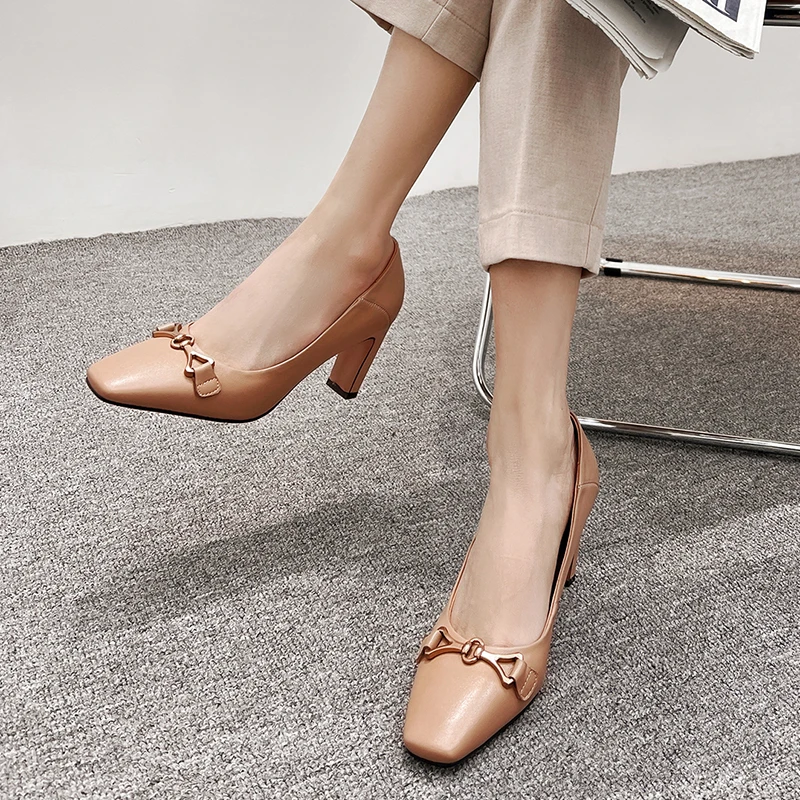 VERCONAS High Heels Genuine Leather Square Toe Women Pumps Metal Decoration Shallow Office Female Basic Spring Shoes Woman New
VERCONAS High Heels Genuine Leather Square Toe Women Pumps Metal Decoration Shallow Office Female Basic Spring Shoes Woman New