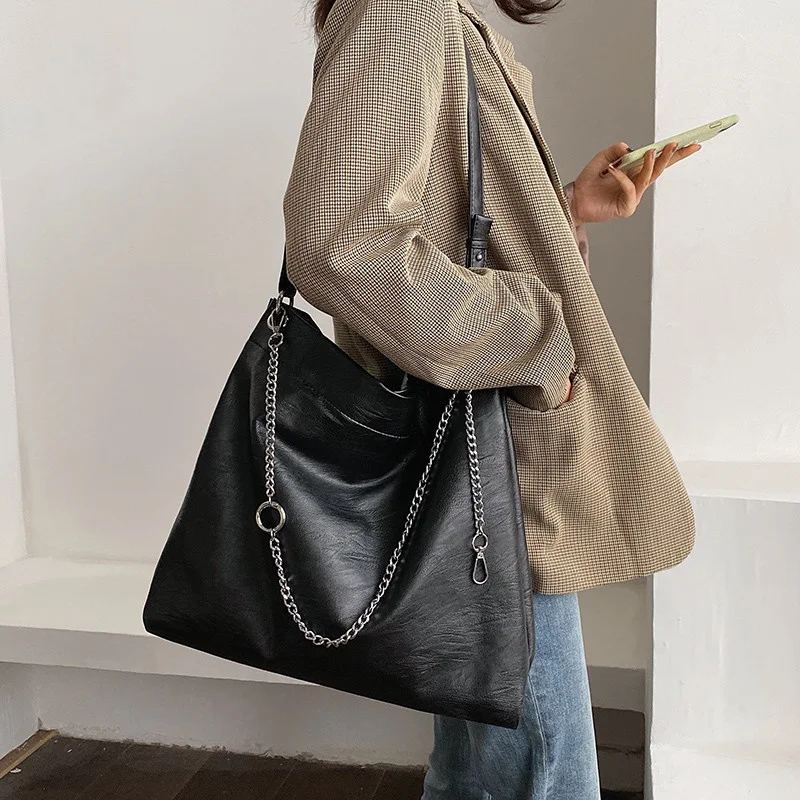 Women handbag Large capacity Soft PU leather Ladies big Totes Chain design female Shoulder bags bolsas Black shopping bags
Women handbag Large capacity Soft PU leather Ladies big Totes Chain design female Shoulder bags bolsas Black shopping bags
