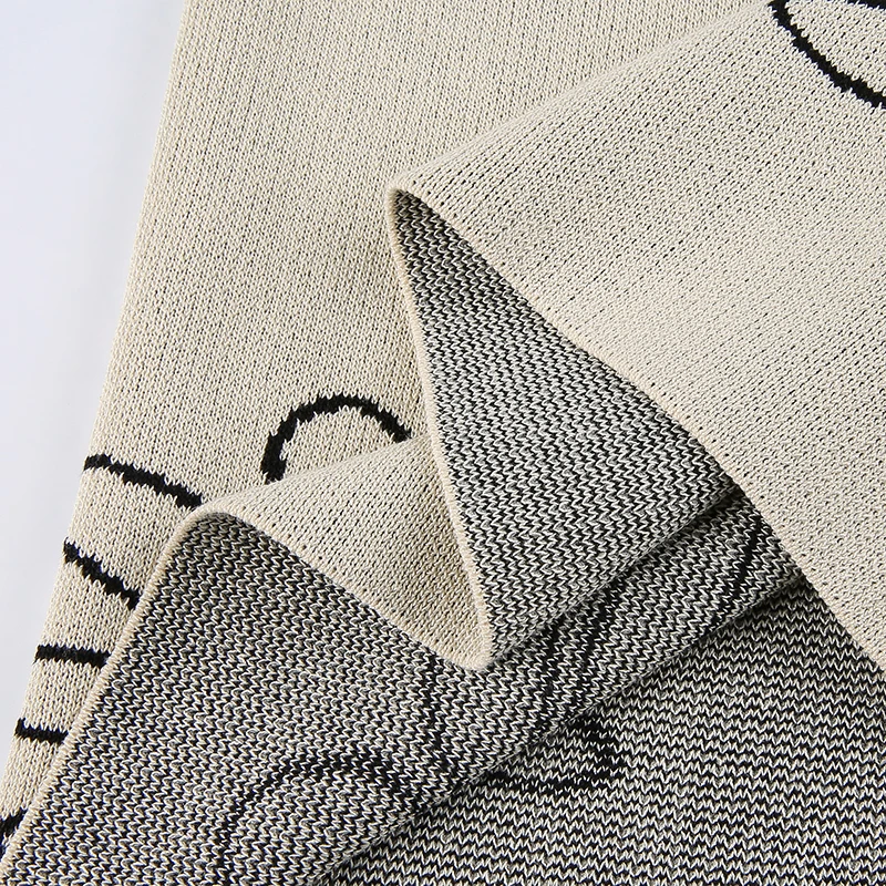 Summer Knitted Bodycon Dress Women Floral Backless Sexy Mini Dresses Vintage Ladies Halter Neck Y2K Women Beach Party Dress
Summer Knitted Bodycon Dress Women Floral Backless Sexy Mini Dresses Vintage Ladies Halter Neck Y2K Women Beach Party Dress