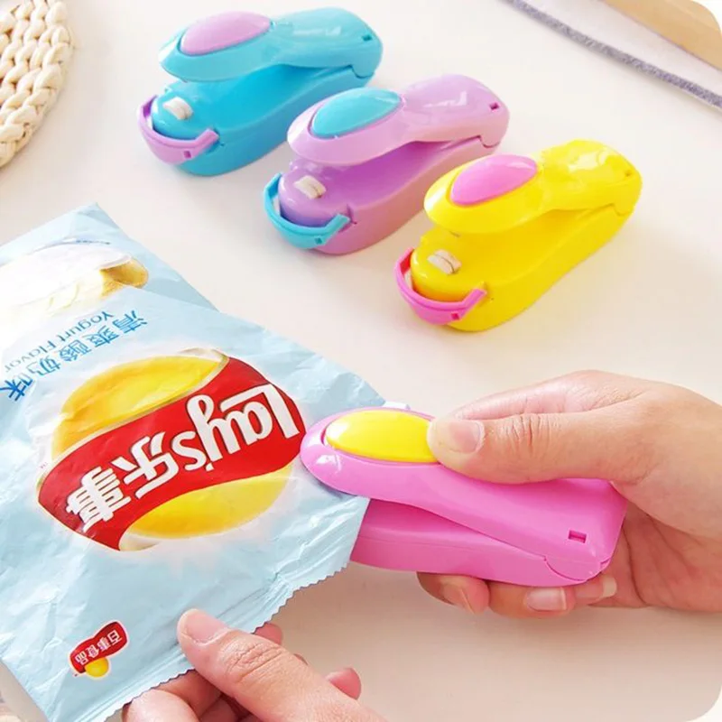 Kitchen Accessories Tools Mini Portable Food Clip Heat Sealing Machine Sealer Home Snack Bag Sealer Kitchen Utensils Gadget
Kitchen Accessories Tools Mini Portable Food Clip Heat Sealing Machine Sealer Home Snack Bag Sealer Kitchen Utensils Gadget