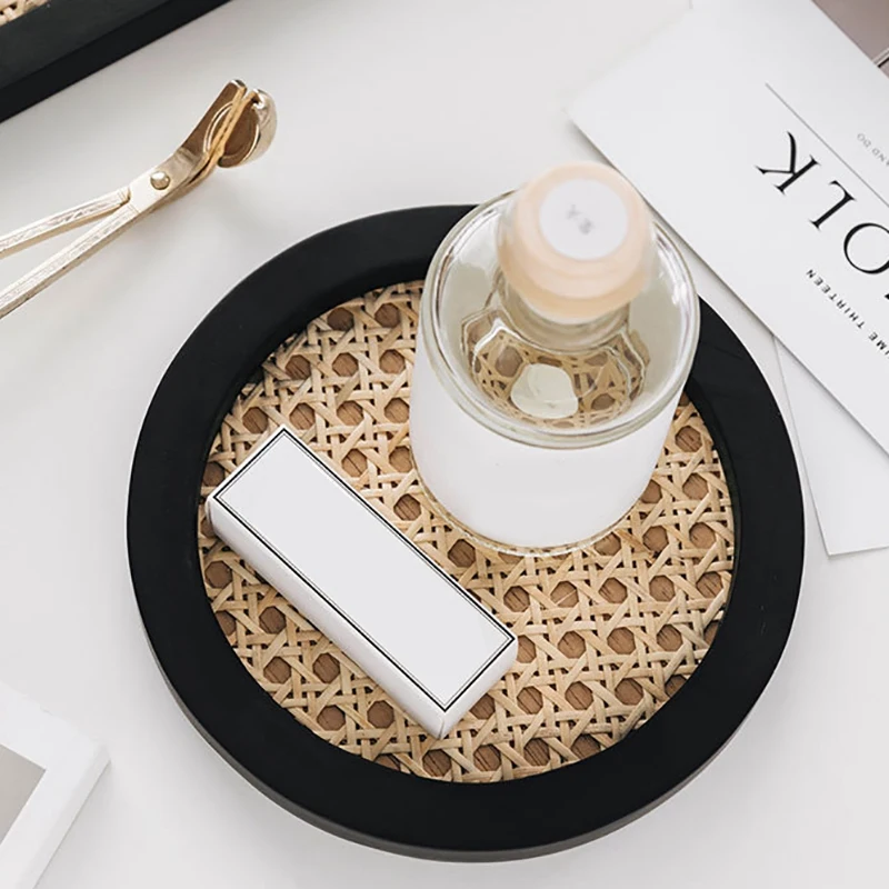 Home Nordic Rattan Woven Tray Wooden Handmade Ins Wind Rectangular Geometric Ornament Key Storage Tray
Home Nordic Rattan Woven Tray Wooden Handmade Ins Wind Rectangular Geometric Ornament Key Storage Tray