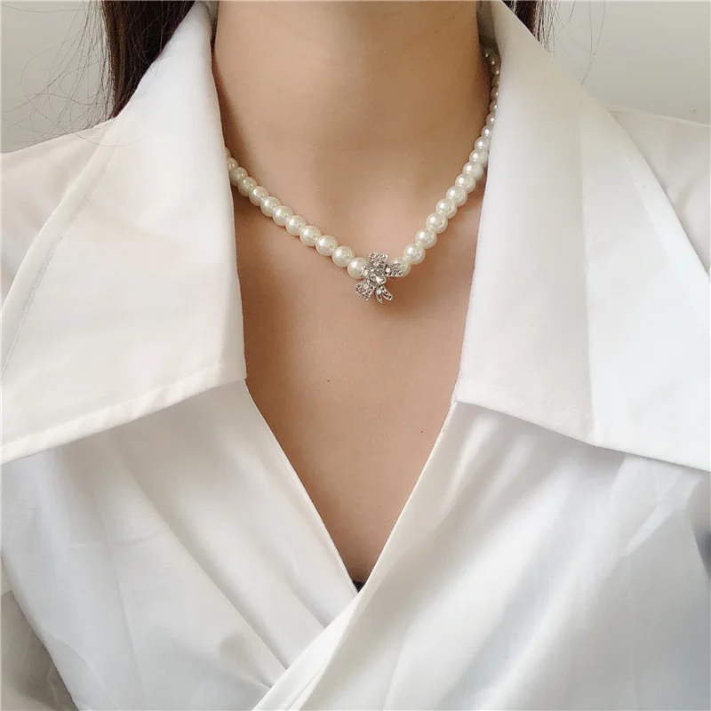 New Korea Design Multi Crystal Bowknot Pendant Necklace for Women Charms Jewelry Pearl Statement Chokers Necklaces Girl Gift
New Korea Design Multi Crystal Bowknot Pendant Necklace for Women Charms Jewelry Pearl Statement Chokers Necklaces Girl Gift
