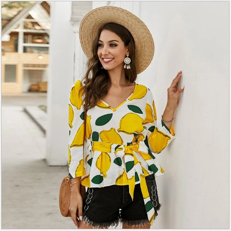 2020 Women Blouses V Neck Women Summer Blouse Sexy Printing Shirt Tops Pullover Plus Size Clothes blusas mujer de moda G676
2020 Women Blouses V Neck Women Summer Blouse Sexy Printing Shirt Tops Pullover Plus Size Clothes blusas mujer de moda G676