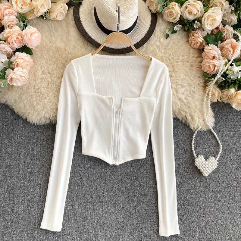 Foamlina Women's White Black Knitted Top Sexy Square Collar Long Sleeve T-shirt Front Zipper Slim Fit Autumn Elegant Crop Top
Foamlina Women's White Black Knitted Top Sexy Square Collar Long Sleeve T-shirt Front Zipper Slim Fit Autumn Elegant Crop Top
