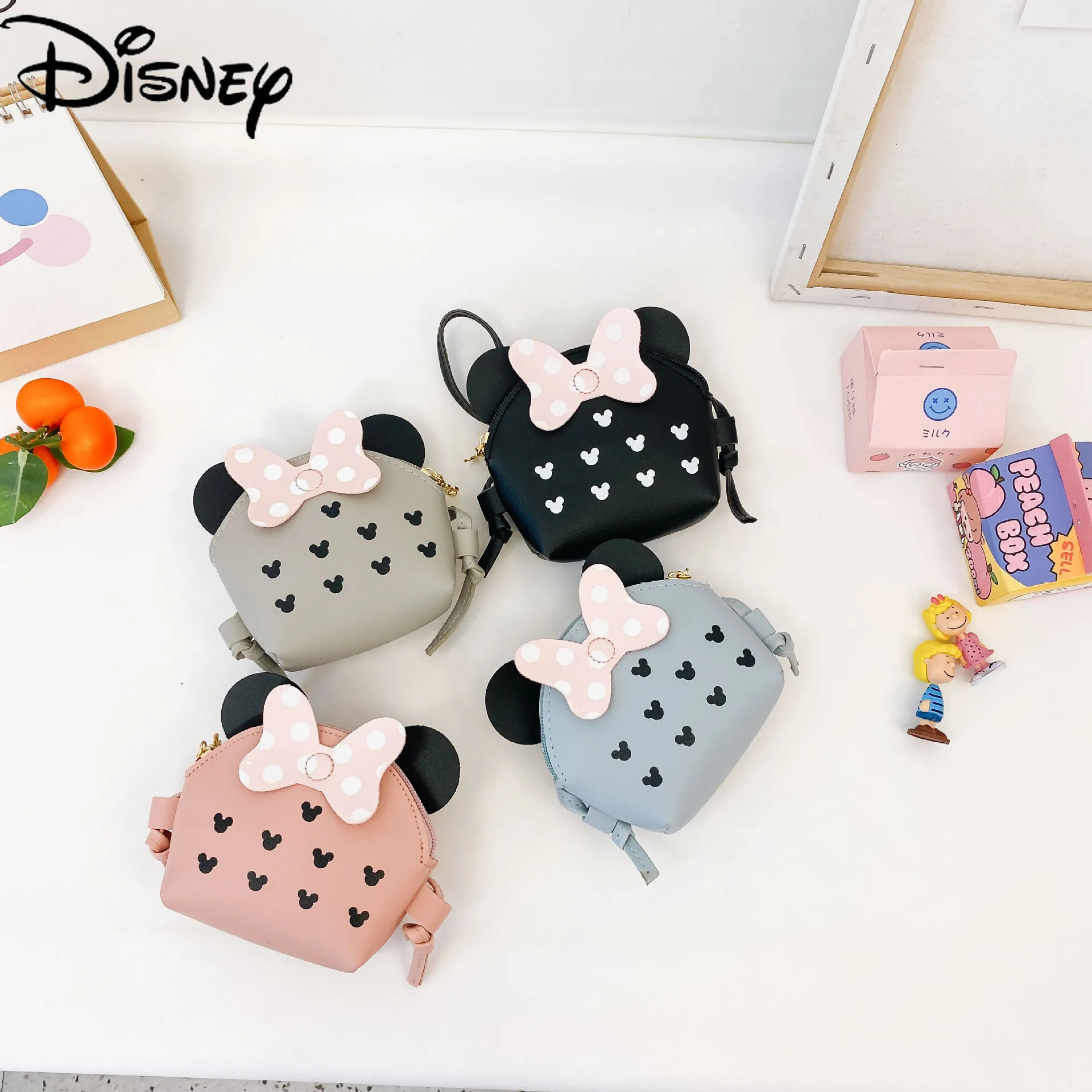 Disney Mickey Mouse New Cute Children's Bag Outdoor Portable One-shoulder Toddler Coin Purse Diagonal Mini Accessory Bag 
Disney Mickey Mouse New Cute Children's Bag Outdoor Portable One-shoulder Toddler Coin Purse Diagonal Mini Accessory Bag