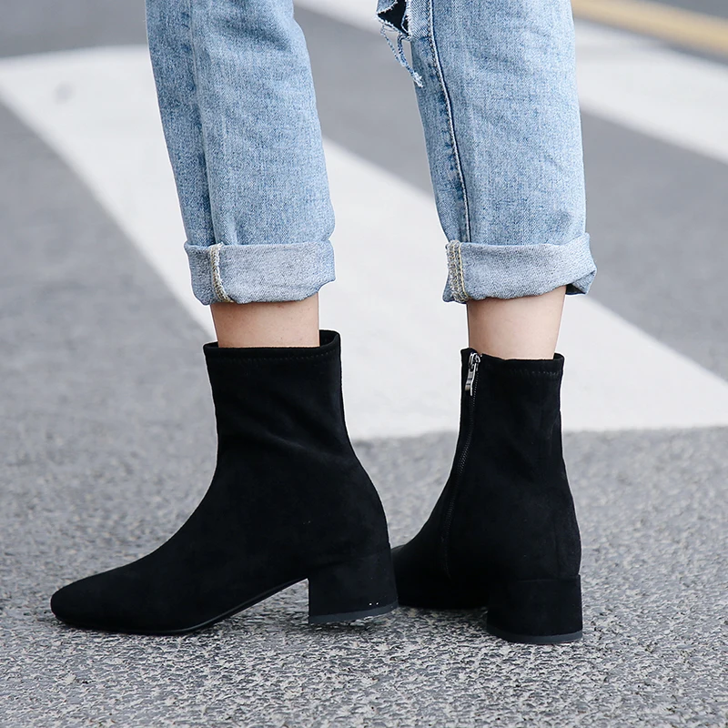 Women's Boots Square Toe Yarn Elastic Ankle Boots Thick Heel High Heels Shoes New Spring Woman Female Socks Boots Size 31-43
Women's Boots Square Toe Yarn Elastic Ankle Boots Thick Heel High Heels Shoes New Spring Woman Female Socks Boots Size 31-43