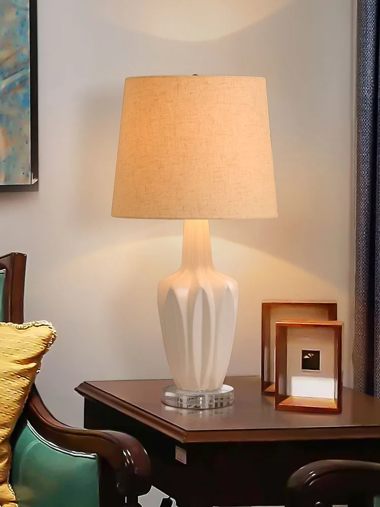 American Modern Simple White Ceramic Table Lamp For Living Room Study Bedroom Bedside Lamp Nordic Romantic Decorative Night Lamp
American Modern Simple White Ceramic Table Lamp For Living Room Study Bedroom Bedside Lamp Nordic Romantic Decorative Night Lamp