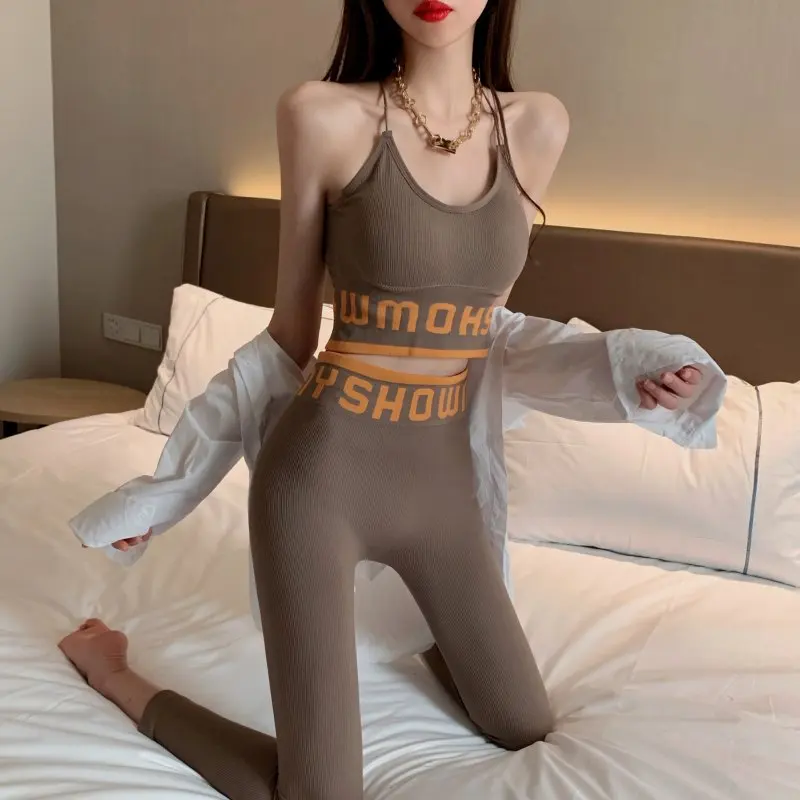 Women Yoga Set Seamless Workout Sportswear High Waist Gym Clothes Fitness Crop Top Leggings Sports Suit 2021
Women Yoga Set Seamless Workout Sportswear High Waist Gym Clothes Fitness Crop Top Leggings Sports Suit 2021