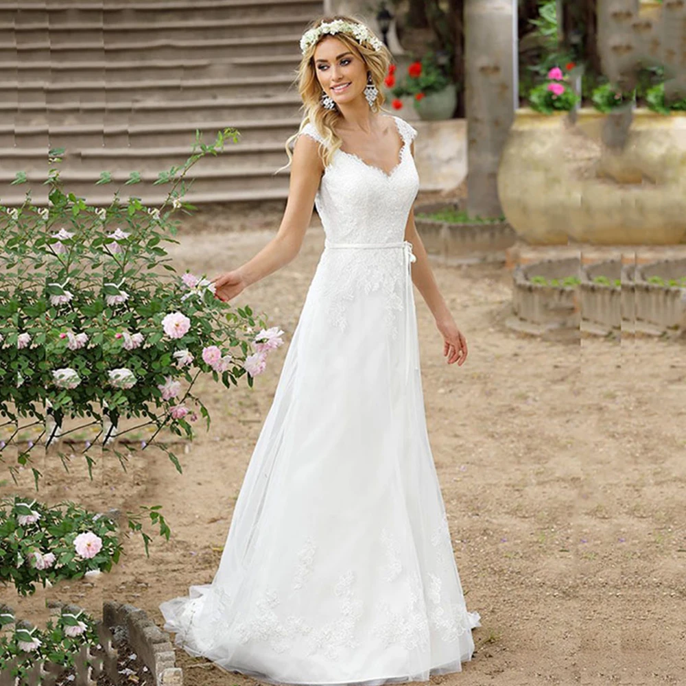 Princess A-Line Wedding Dress V-Neck Sleeveless Button Tulle Sweep Train Bridal Gowns 2021 Vestido De Noiva
Princess A-Line Wedding Dress V-Neck Sleeveless Button Tulle Sweep Train Bridal Gowns 2021 Vestido De Noiva