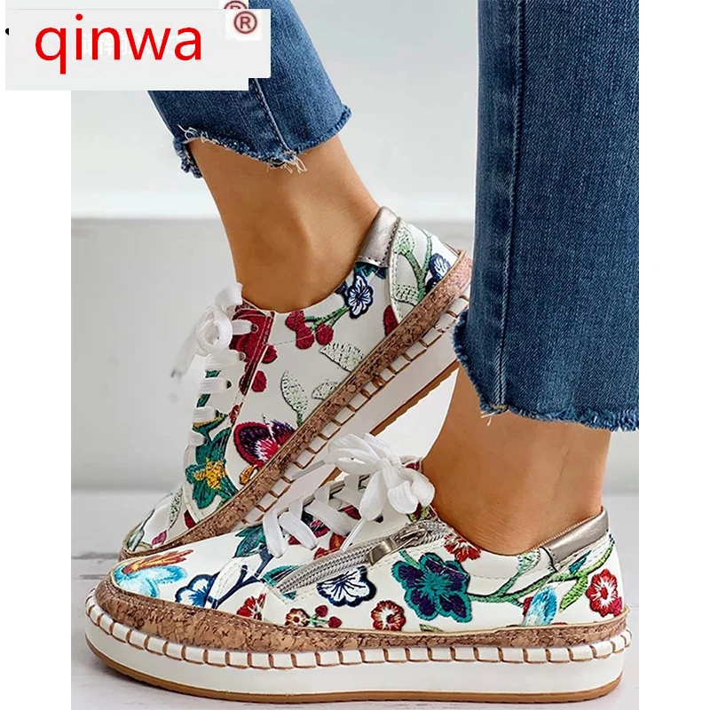 New Women Sneakers Elegant Floral 2 Printed Lace Up Female Flat Shoes Fashion Round Toe Lady Vulcanized Shoes Women Casual Shoes 
New Women Sneakers Elegant Floral 2 Printed Lace Up Female Flat Shoes Fashion Round Toe Lady Vulcanized Shoes Women Casual Shoes