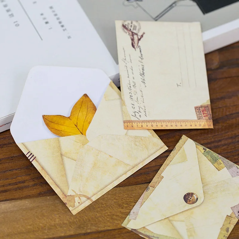 12pcs/set Vintage Small Mini Kraft Paper Window Envelopes Wedding Invitation Envelope Gift Christmas Envelope 9.5*7.2cm
12pcs/set Vintage Small Mini Kraft Paper Window Envelopes Wedding Invitation Envelope Gift Christmas Envelope 9.5*7.2cm