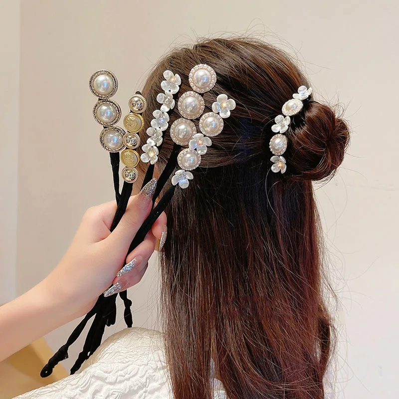 Fashion retro temperament ball head set hair device elegant fluffy back head headdress lazy super fairy pearl hair ring
Fashion retro temperament ball head set hair device elegant fluffy back head headdress lazy super fairy pearl hair ring