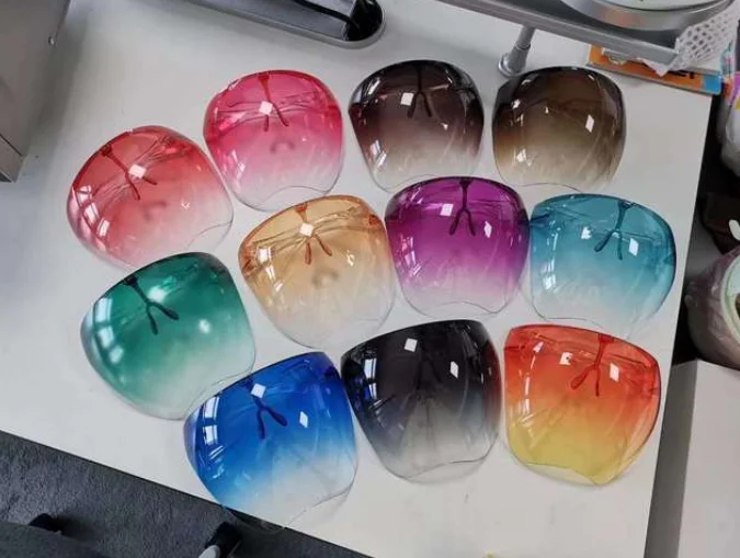 Women's Men's FaceShield Goggles Protective Glasses Safety Blocc Glasses Anti-Spray Mask Protective Goggle Glass Sunglasses
Women's Men's FaceShield Goggles Protective Glasses Safety Blocc Glasses Anti-Spray Mask Protective Goggle Glass Sunglasses