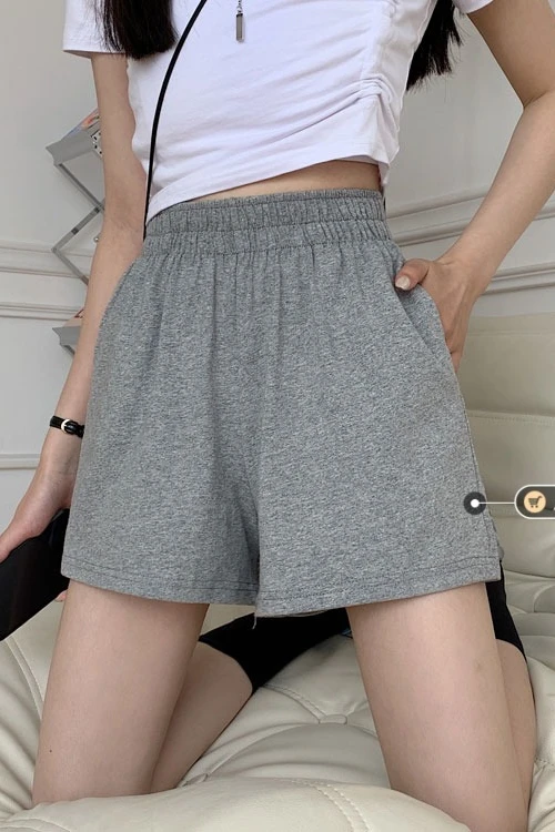 Sports and leisure shorts women's home pamas summer white loose wide leg wear black elastic waist grey pants
Sports and leisure shorts women's home pamas summer white loose wide leg wear black elastic waist grey pants