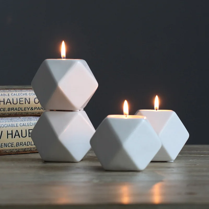 Creative European Candle Holder Glazed Technology Geometric White Candle Holder Vintage Ceramics Material Candelero Home Decor
Creative European Candle Holder Glazed Technology Geometric White Candle Holder Vintage Ceramics Material Candelero Home Decor