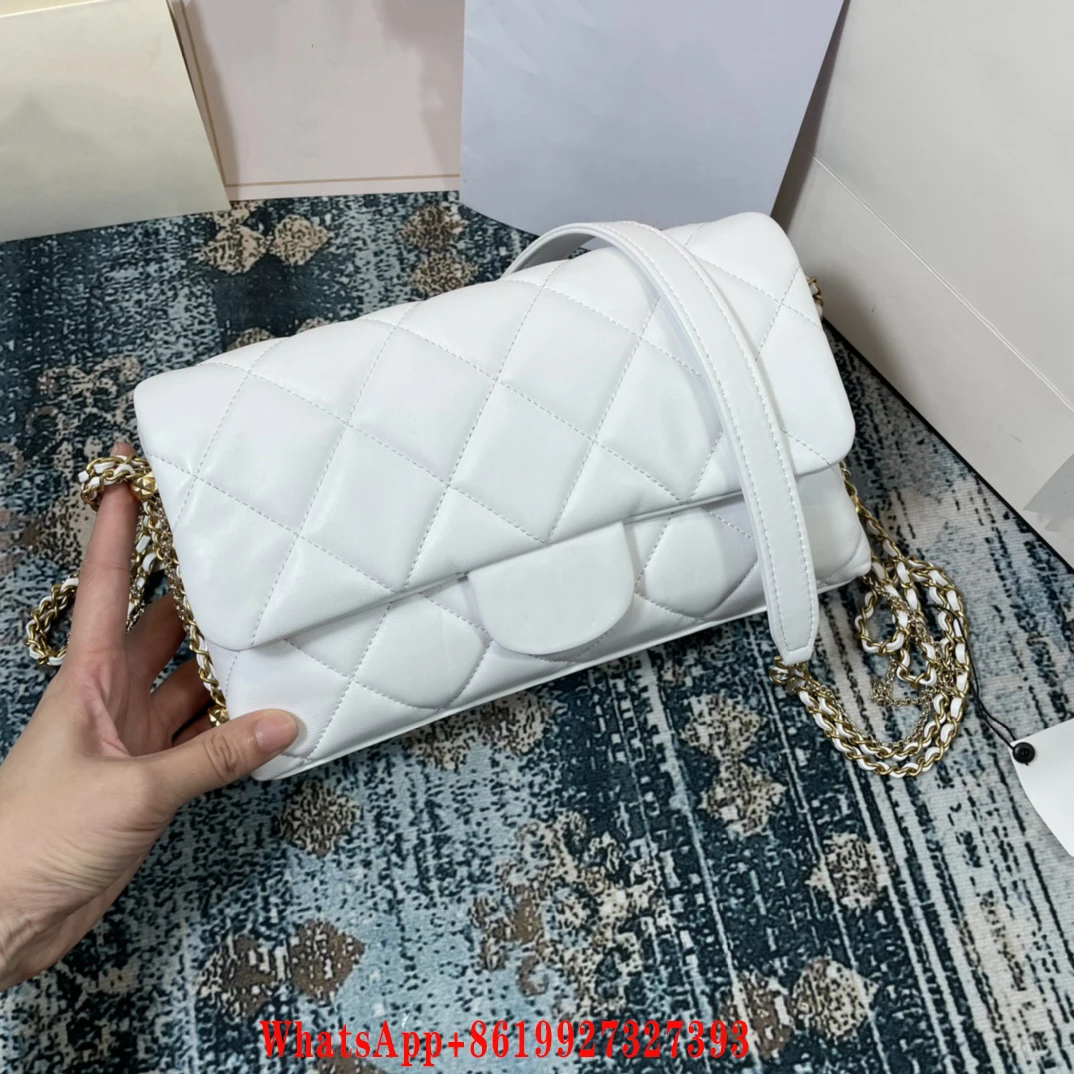 2021 New Luxury Brand Designer Retro Top Quality Fashion Rhombus Classic Caviar Sheepskin Woman Bag Shoulder Messenger Handbag
2021 New Luxury Brand Designer Retro Top Quality Fashion Rhombus Classic Caviar Sheepskin Woman Bag Shoulder Messenger Handbag