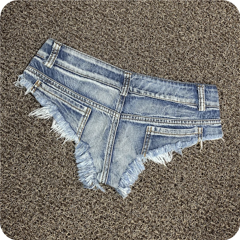 Woman Booty Shorts Low Waist Skinny Sexy Mini Denim Shorts For Party Trend 2020 European Style Blue Zipper Fly Female Hotpants
Woman Booty Shorts Low Waist Skinny Sexy Mini Denim Shorts For Party Trend 2020 European Style Blue Zipper Fly Female Hotpants