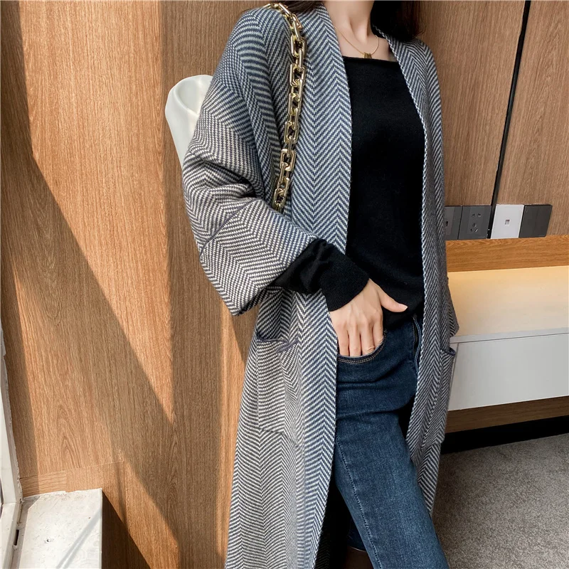 Рекомендуем женское кашемировое вязаное пальто в елочку в европейском и американском стиле, длинное утепленное пальто, универсальное повс...
Рекомендуем женское кашемировое вязаное пальто в елочку в европейском и американском стиле, длинное утепленное пальто, универсальное повс...