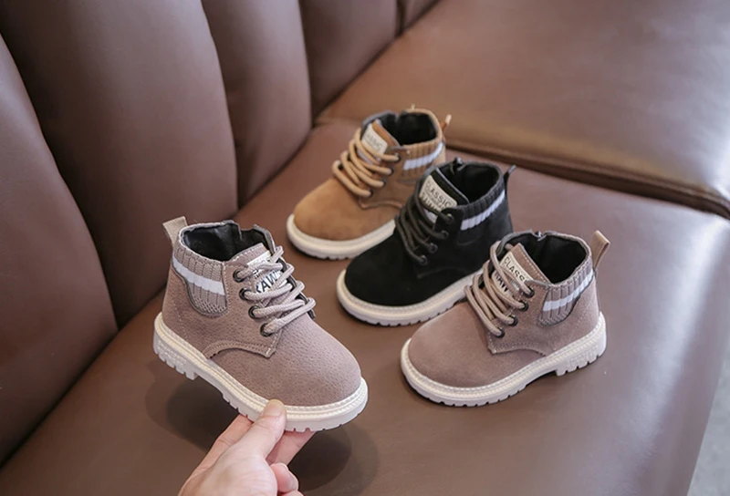 10pair/lot 2021 autumn winter children's Martin boots baby snow boots Plush warm non slip cotton boots boys' and girls' boots
10pair/lot 2021 autumn winter children's Martin boots baby snow boots Plush warm non slip cotton boots boys' and girls' boots