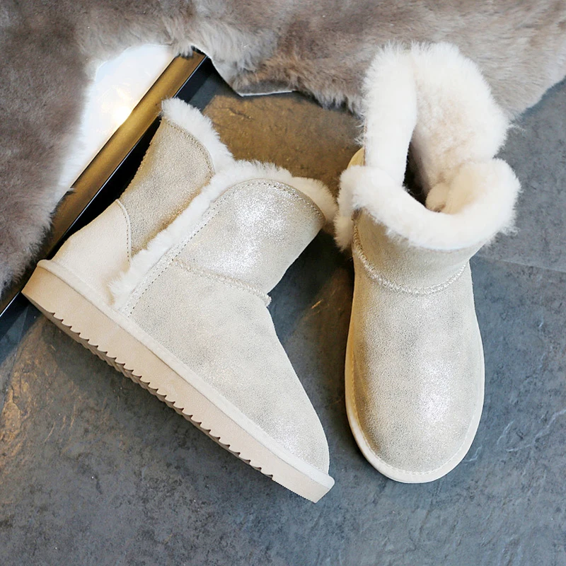 2021 Fashion Genuine Leather Ankle Boots Natural Fur Warm Winter Boots Thick Sheep Wool Snow Boots Non-slip Ladies Casual Shoes
2021 Fashion Genuine Leather Ankle Boots Natural Fur Warm Winter Boots Thick Sheep Wool Snow Boots Non-slip Ladies Casual Shoes