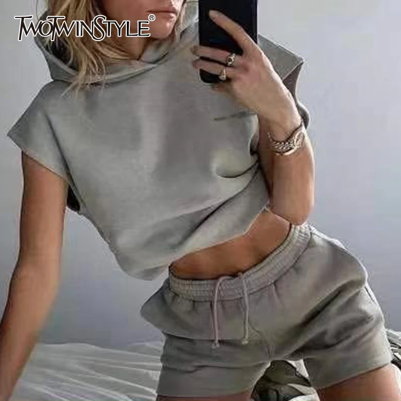 TWOTWINSTYLE Leisure Air Sport Sets For Female With Hat Sleeveless Cropped Top With High Waist Lace Up Bowknt Shorts Women's Set 
TWOTWINSTYLE Leisure Air Sport Sets For Female With Hat Sleeveless Cropped Top With High Waist Lace Up Bowknt Shorts Women's Set