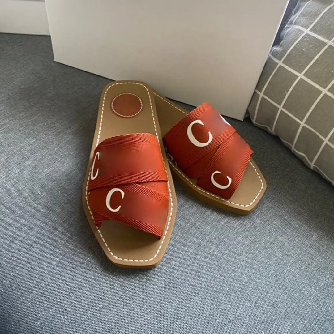 Roman beach sandals women ins tide spring/summer 2021 new flat-bottomed square-headed fairy wind comfortable toe sandals women 
Roman beach sandals women ins tide spring/summer 2021 new flat-bottomed square-headed fairy wind comfortable toe sandals women