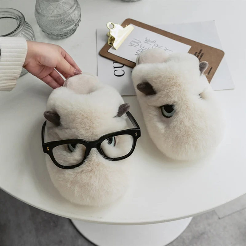 2021 Ladies ShoesWomen Furry Plush Cartoon Men Slippers Animal Woman Shoes Indoor Home Soft Comfortable Slippers Female Winter 
2021 Ladies ShoesWomen Furry Plush Cartoon Men Slippers Animal Woman Shoes Indoor Home Soft Comfortable Slippers Female Winter