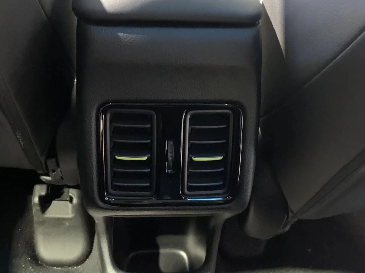 For Honda Vezel HR-V HRV 2021 2022 ABS Rear Armrest Box Seat Air Condition Vent Outlet Cover Trims Frame Car Styling Accessories
For Honda Vezel HR-V HRV 2021 2022 ABS Rear Armrest Box Seat Air Condition Vent Outlet Cover Trims Frame Car Styling Accessories