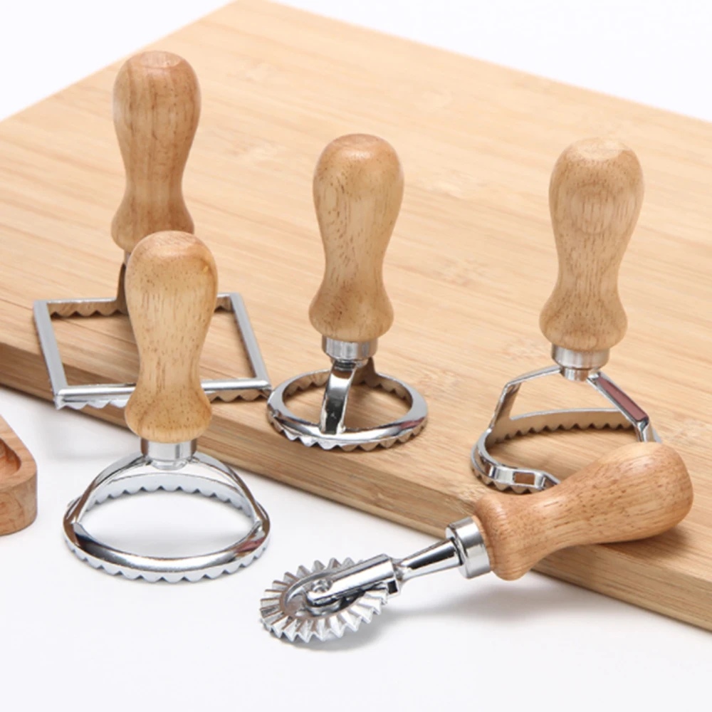 Ravioli Cutter Set Pasta Press Kitchen DIY Attachment Kit Ravioli Maker Mold Tool Ravioli Stamp Set Pastry Wheel Set Cake Mold
Ravioli Cutter Set Pasta Press Kitchen DIY Attachment Kit Ravioli Maker Mold Tool Ravioli Stamp Set Pastry Wheel Set Cake Mold