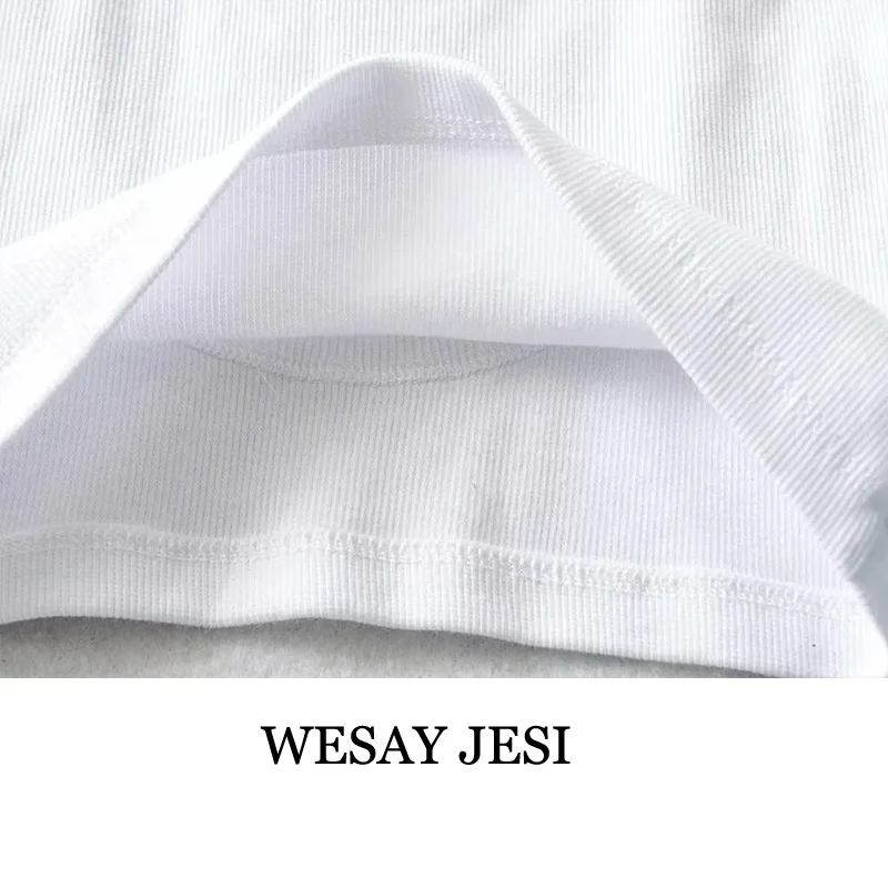WESAY JESI 2021 Summer Women's New U-Shaped Vest Solid Color Slim Sleeveless Short Crimson Strap Base Top
WESAY JESI 2021 Summer Women's New U-Shaped Vest Solid Color Slim Sleeveless Short Crimson Strap Base Top