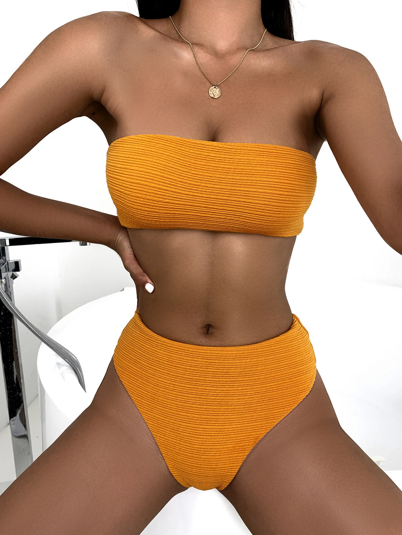 Sexy Bandeau Bikinis Women Push Up Bikini Set High Cut Swimwear String Lace Up Bandage Bathing Suit Swimsuit Beach Wear Biquini 
Sexy Bandeau Bikinis Women Push Up Bikini Set High Cut Swimwear String Lace Up Bandage Bathing Suit Swimsuit Beach Wear Biquini