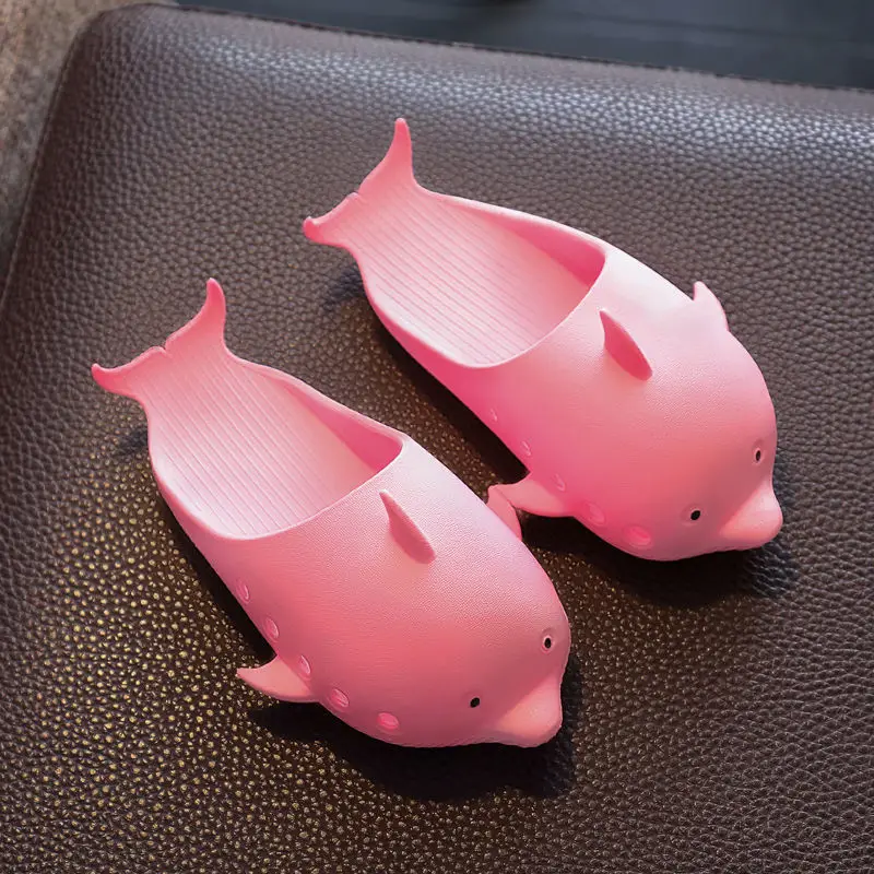 2021 new summer children's slippers parent-child men and women sandals soft bathroom bath Baotou beach slippers
2021 new summer children's slippers parent-child men and women sandals soft bathroom bath Baotou beach slippers