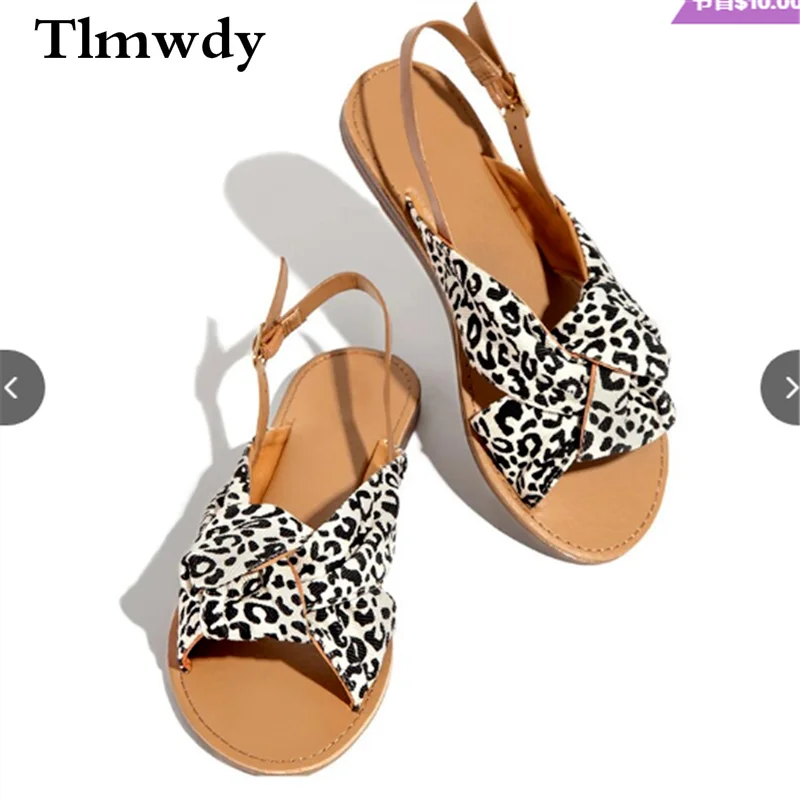 2021 Fashion Women's Shoes Flat Shoes Open Toe Leopard Print Beach Shoes Summer Woman Striped Buckle Strap Sandals Casual Shoes
2021 Fashion Women's Shoes Flat Shoes Open Toe Leopard Print Beach Shoes Summer Woman Striped Buckle Strap Sandals Casual Shoes