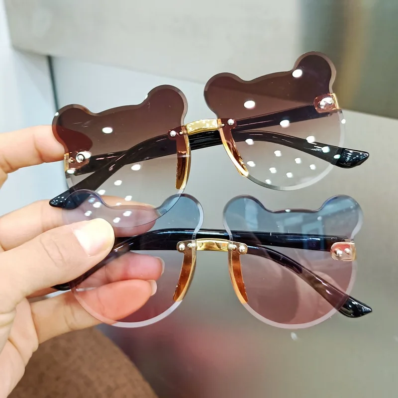 Kids Glasses Fashion Cartoons Boys Girls Small Bear Sunglasses Children Gradient Eyeglasses Cute Baby 2021 New Uv400
Kids Glasses Fashion Cartoons Boys Girls Small Bear Sunglasses Children Gradient Eyeglasses Cute Baby 2021 New Uv400