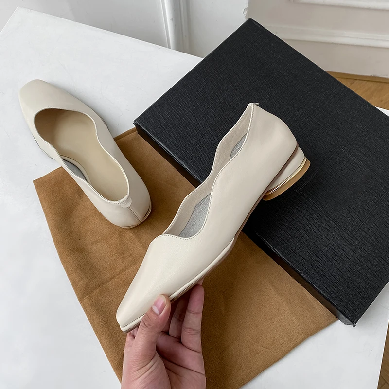 Square Toe Women Flat Shoes New Arrival 2021 Spring Genuine Leather Shoes Woman Retro Shallow Working Basic Shoes women 
Square Toe Women Flat Shoes New Arrival 2021 Spring Genuine Leather Shoes Woman Retro Shallow Working Basic Shoes women