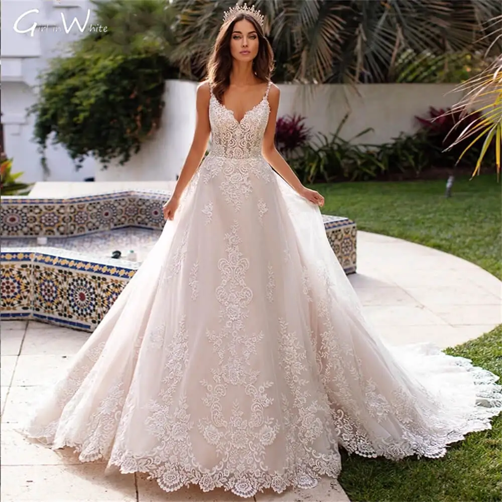 Gorgeous Appliques Court Train A-Line Wedding Dresses Romantic Sweetheart Neck Spaghetti Straps Princess Bridal Gown
Gorgeous Appliques Court Train A-Line Wedding Dresses Romantic Sweetheart Neck Spaghetti Straps Princess Bridal Gown