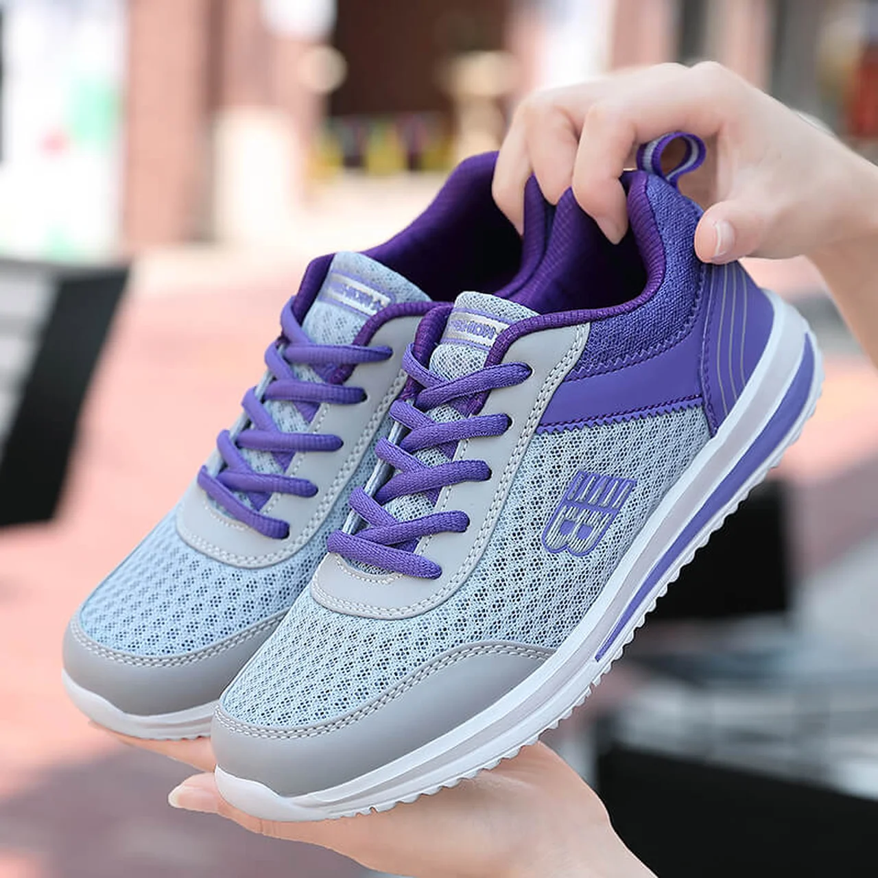 Ladies Vulcanized Shoes Casual Mesh Sports Shoes Women's Flat Shoes Lightweight Soft Sports Shoes Breathable Women's Shoes 2021
Ladies Vulcanized Shoes Casual Mesh Sports Shoes Women's Flat Shoes Lightweight Soft Sports Shoes Breathable Women's Shoes 2021