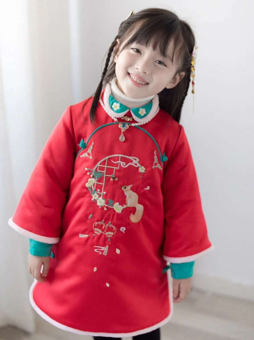 Girls' New Year's clothing winter Tang clothing children's new year's celebration Hanfu girls' warm retro
Girls' New Year's clothing winter Tang clothing children's new year's celebration Hanfu girls' warm retro