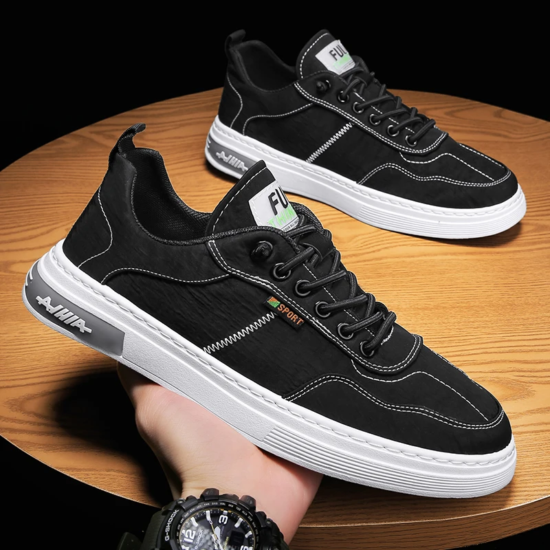 2021 New Designers Leisure Canvas Sneakers Breathable Skateboard Shoes Men Trainers Sports Shoes Jogging Footwear
2021 New Designers Leisure Canvas Sneakers Breathable Skateboard Shoes Men Trainers Sports Shoes Jogging Footwear