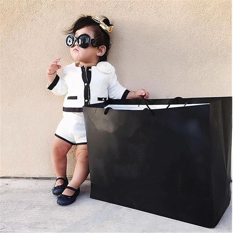 Hot Sale Fashion Children Contrast Color Cothes Set, Girls Long Sleeve Round Neck Button Up Tops + Elastic Waist Short Pants
Hot Sale Fashion Children Contrast Color Cothes Set, Girls Long Sleeve Round Neck Button Up Tops + Elastic Waist Short Pants