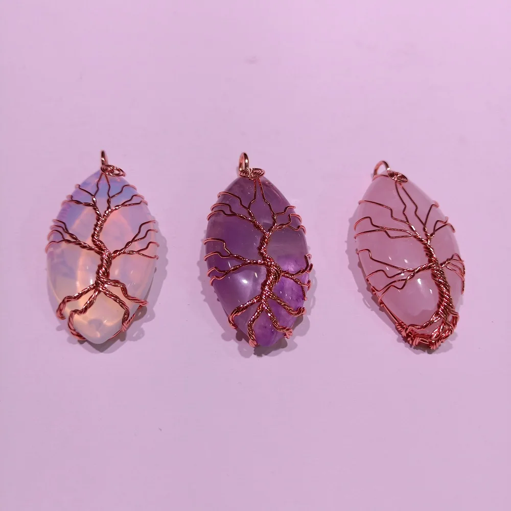 Woven Flower Pendant Is A Fashionable Pendant That Modern Girls Like Very Much, The Work Is fine, almost perfect
Woven Flower Pendant Is A Fashionable Pendant That Modern Girls Like Very Much, The Work Is fine, almost perfect