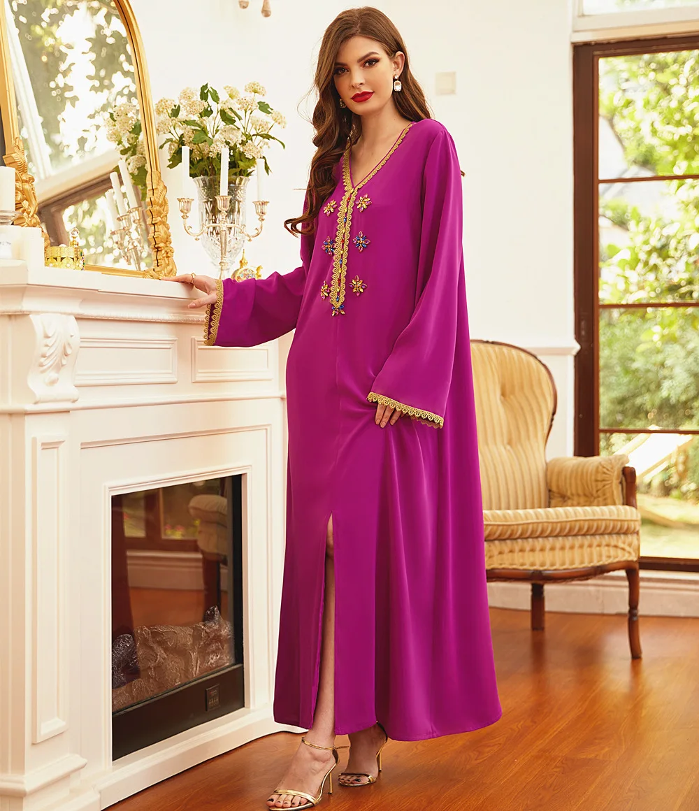 Ba9029 Rose Hand Sewn Diamond Gold Embroidery Hem Long Sleeves Full Arabian Skirt Gown
Ba9029 Rose Hand Sewn Diamond Gold Embroidery Hem Long Sleeves Full Arabian Skirt Gown