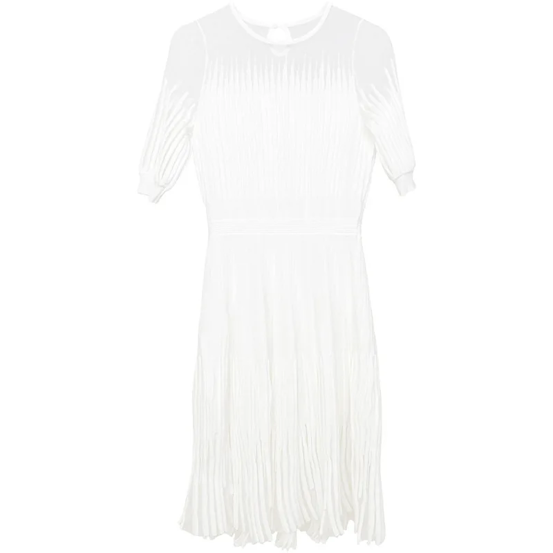 French s family 2021 spring and summer new style, fashionable and thin tassel mesh dress, women's light and ripe style skirt
French s family 2021 spring and summer new style, fashionable and thin tassel mesh dress, women's light and ripe style skirt