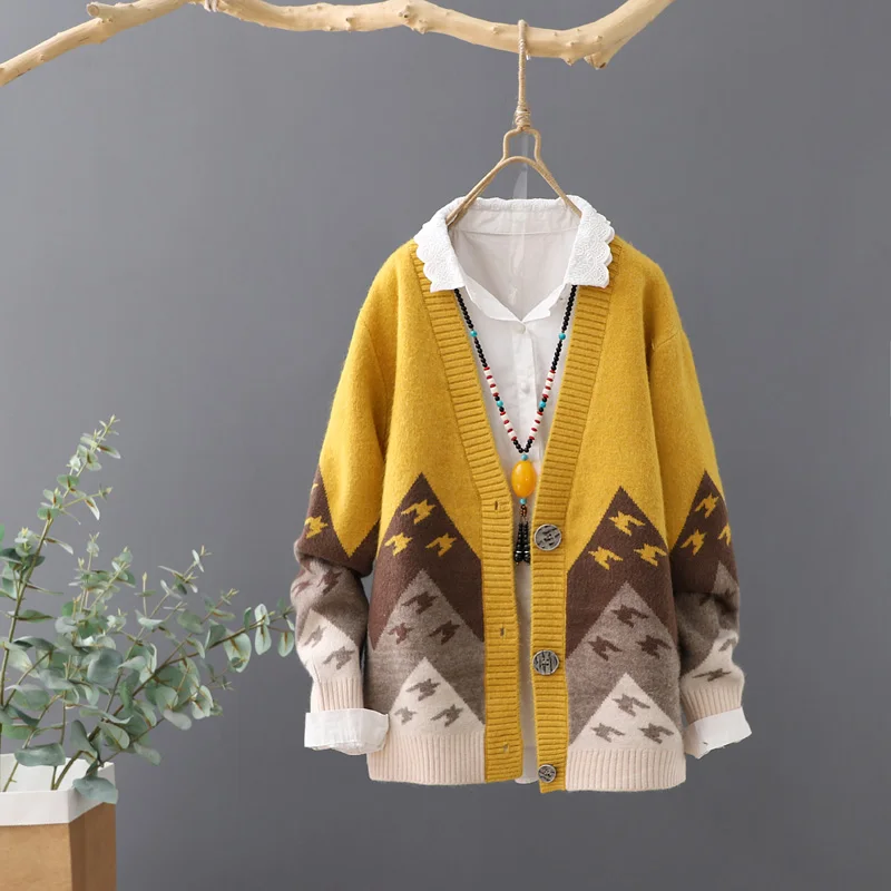 Autumn Winter Knitted Chinese Style Cardigan Loose Streetwear Knit Sweater Coat Print V Neck knitted cardigan Women Jacket
Autumn Winter Knitted Chinese Style Cardigan Loose Streetwear Knit Sweater Coat Print V Neck knitted cardigan Women Jacket