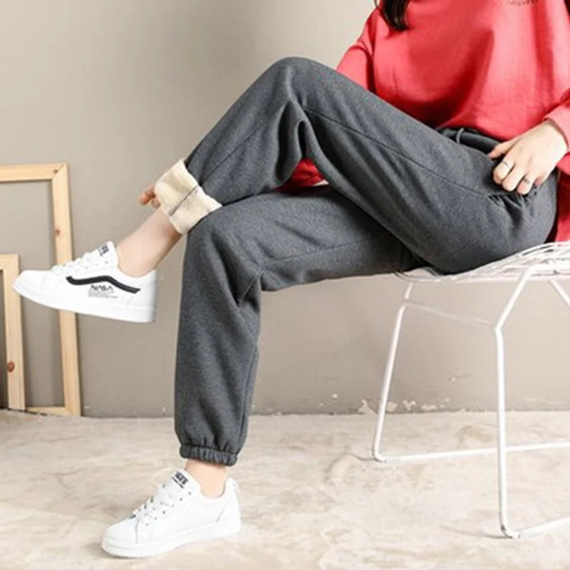 2021 Winter Women Gym Sweatpants Workout Fleece Trousers Solid Thick Warm Winter Female Sport Pants Running Pantalones Mujer
2021 Winter Women Gym Sweatpants Workout Fleece Trousers Solid Thick Warm Winter Female Sport Pants Running Pantalones Mujer